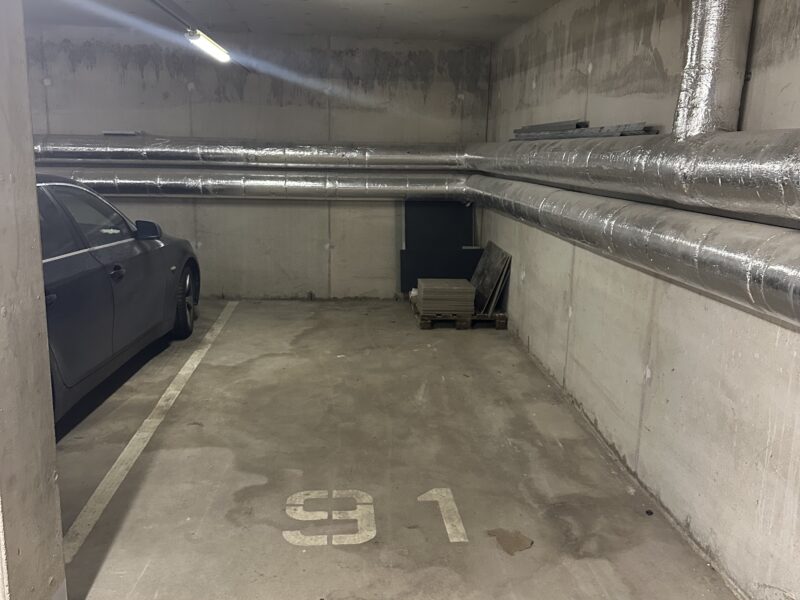 Parking spot in Lüüsi tänav 4, Tallinn, Estonia