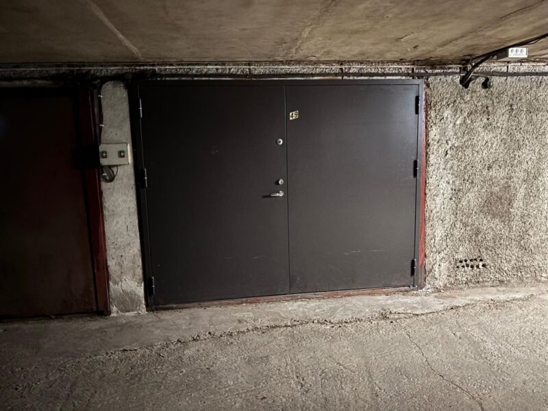 Storage space in Laulupeo tänav, Tallinn, Estonia