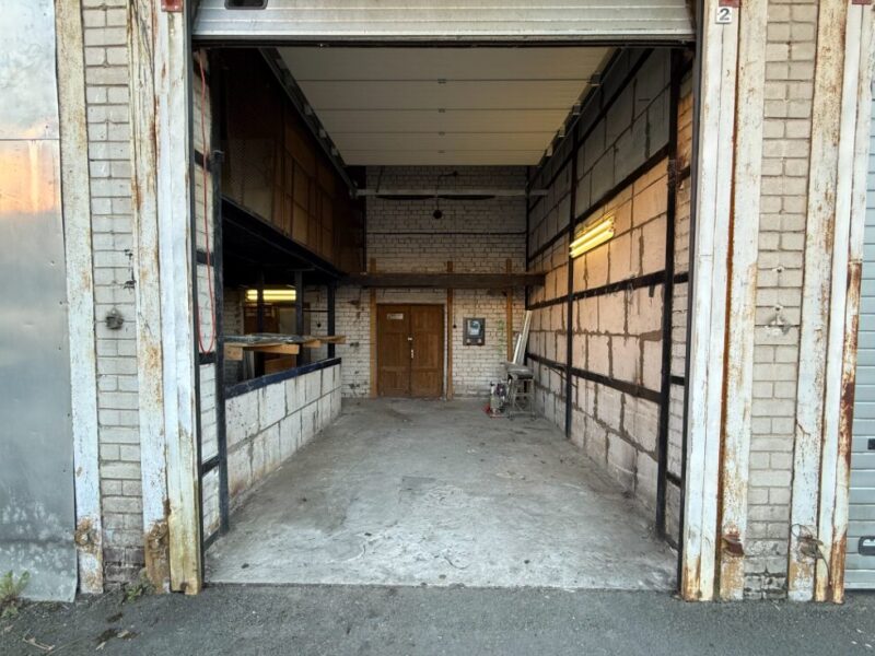 Self-Storage Company in Männiku tee 104b, Tallinn, Eesti